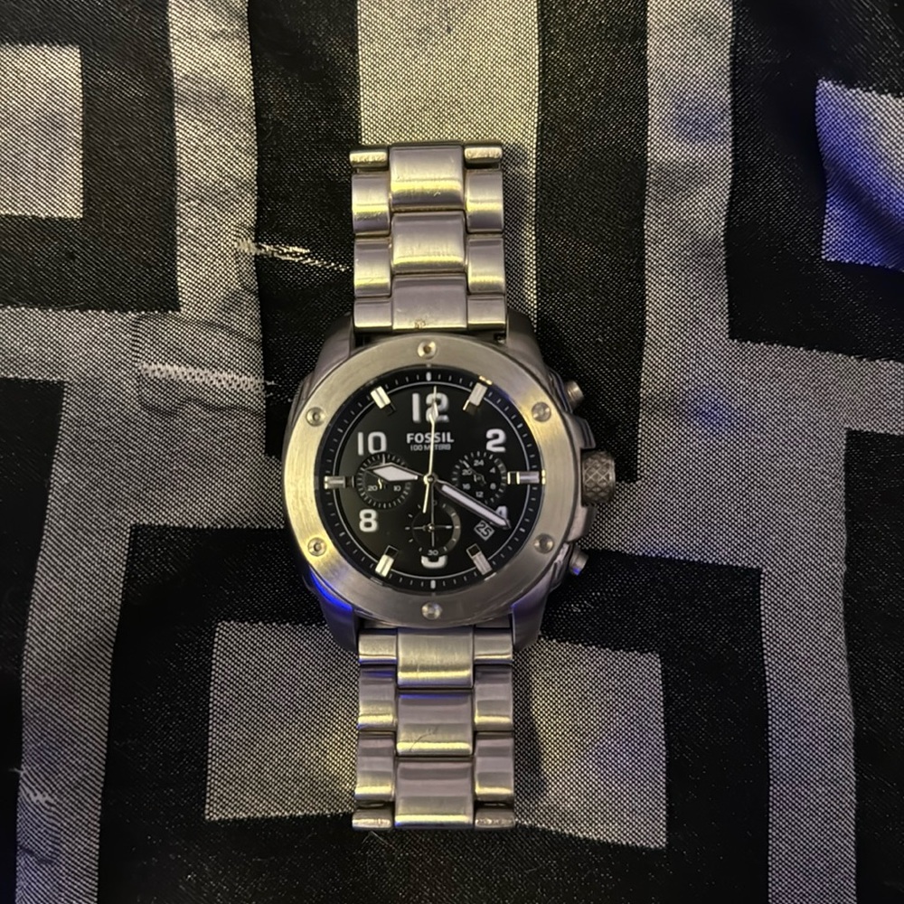 Heavy Duty Men’s Stainless Steel Watch.